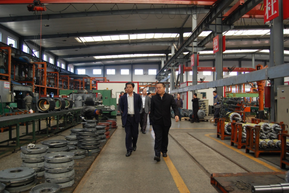 省產(chǎn)品質(zhì)量檢查組來力久電機(jī)視察 省產(chǎn)品質(zhì)量檢查組來力久電機(jī)視察